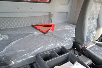 �������� ����M5�ؿ� 280���� 8X4 8.2����ʽ�ػ���(LZ5311JSQQELA)ͼƬ