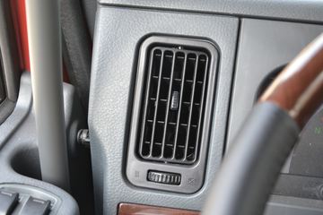 �������� ����M5�ؿ� 280���� 8X4 8.2����ʽ�ػ���(LZ5311JSQQELA)ͼƬ