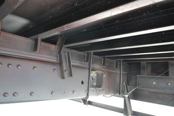 �������� ����M5�ؿ� 280���� 8X4 8.2����ʽ�ػ���(LZ5311JSQQELA)ͼƬ