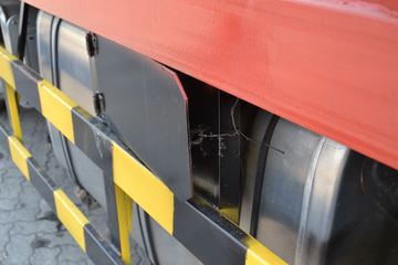 �������� ����M5�ؿ� 280���� 8X4 8.2����ʽ�ػ���(LZ5311JSQQELA)ͼƬ