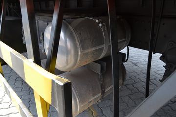 �������� ����M5�ؿ� 280���� 8X4 8.2����ʽ�ػ���(LZ5311JSQQELA)ͼƬ