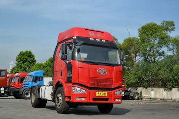 一汽解放 J6M重卡 320马力 4X2牵引车(CA4180P63K2E4)