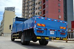 青岛解放 龙V中卡 180马力 4X2 6.2米排半栏板载货车(CA5167CCYPK2L2E4A80-1)