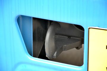 ���� ������D8 124���� 4X2 6.2�׵����ػ�������ͼƬ