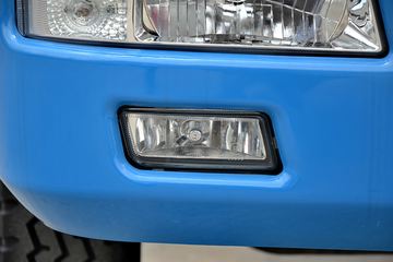 ���� ������D8 124���� 4X2 6.2�׵����ػ�������ͼƬ