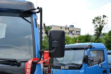 ���� ������D8 124���� 4X2 6.2�׵����ػ�������ͼƬ