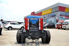 东风 多利卡D8 124马力 4X2 6.2米单排载货车底盘(DFA1120SJ11D5)