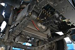 东风 多利卡D8 124马力 4X2 6.2米单排载货车底盘(DFA1120SJ11D5)