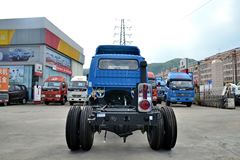 东风 多利卡D5 68马力 2800轴距排半轻卡底盘(DFA1040LJ30D4-KM)
