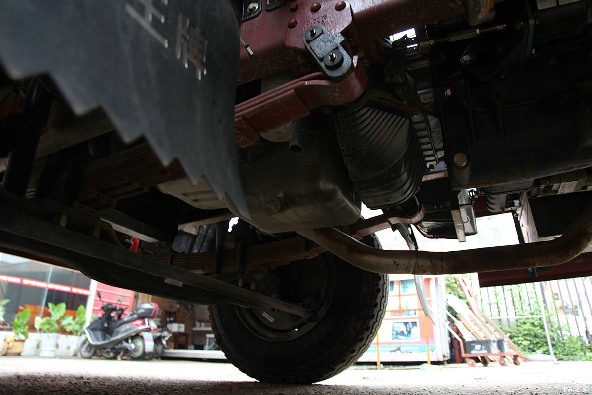  7ϵ 122 4X2 3.8ж(CDW3040A1B3)                                                
