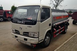 东风福瑞卡底盘&nbsp;油罐车外观图片