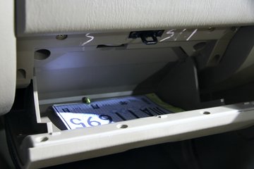 ���� ���� �³�ֵ�� �ӳ����ʿ� 2.8L���� ˫��Ƥ��ͼƬ