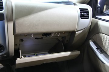 ���� ���� �³�ֵ�� �ӳ����ʿ� 2.8L���� ˫��Ƥ��ͼƬ