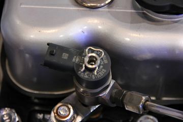 ڶYN38CRD7 115 3.8L  ͷͼƬ