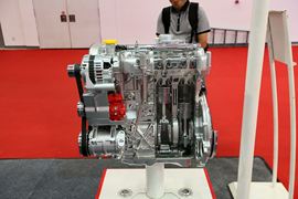 五十铃VM系列&nbsp;发动机外观                                                图片