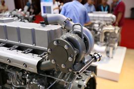 YC6MK系列&nbsp;发动机外观                                                图片