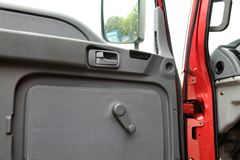 福田 欧马可5系 170马力 仓栅式载货车(BJ5169CCY-AB) 福田 欧马可5系 170马力 仓栅式载货车(BJ5169CCY-AB)