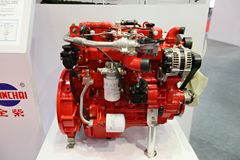 全柴4F1-135C40 135马力 3.86L 国四 柴油发动机