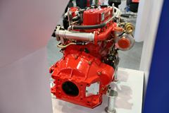 全柴4B2-95C40 95马力 2.55L 国四 柴油发动机