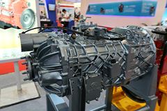 汉马8SDB1851 8挡 手动挡变速箱