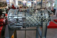 汉马8SDB1851 8挡 手动挡变速箱