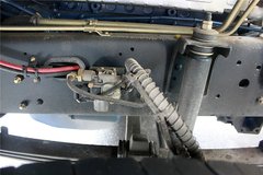 福田 欧曼ETX 5系重卡 336马力 4X2 LNG牵引车(BJ4182SLFCA-XA)