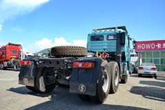 陕汽重卡 德龙F3000 336马力 6X4牵引车(SX4256NT324Z) 陕汽重卡 德龙F3000 336马力 6X4牵引车(SX4256NT324Z)