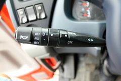 东风商用车 天锦中卡 160马力 4X2 5000轴距 6.75米载货车底盘(DFL1160BX18) 东风商用车 天锦中卡 160马力 4X2 5000轴距 6.75米载货车底盘(DFL1160BX18)