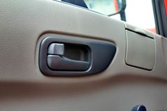 东风商用车 天锦中卡 160马力 4X2 5000轴距 6.75米载货车底盘(DFL1160BX18) 东风商用车 天锦中卡 160马力 4X2 5000轴距 6.75米载货车底盘(DFL1160BX18)