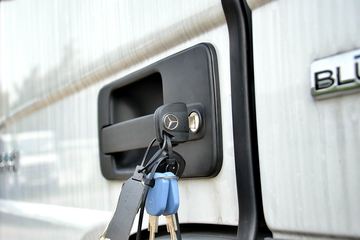 ���� Actros�ؿ� 408���� 8X4�ػ���(�ͺ�4141����)ͼƬ