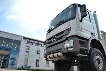 奔驰Actros&nbsp;载货车外观                                                图片