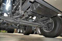 奔驰 Actros重卡 408马力 8X4载货车(型号4141底盘)