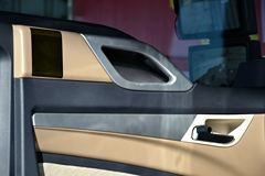 中国重汽 HOWO T5G重卡 280马力 6X4 9.5米载货车(ZZ1257M584GD1)