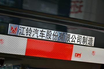   ³ֵ ʿ 2013  2.8L ˫ƤͼƬ