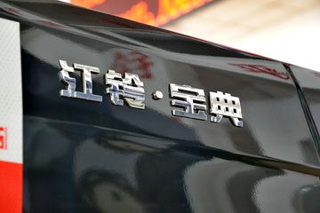   ³ֵ ʿ 2013  2.8L ˫ƤͼƬ