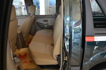 ���� ���� �³�ֵ�� ���ʿ� 2013�� ���� 2.8L���� ˫��Ƥ��ͼƬ