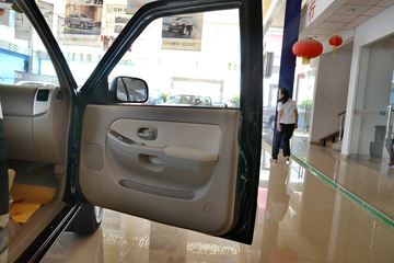 ���� ���� �³�ֵ�� ���ʿ� 2013�� ���� 2.8L���� ˫��Ƥ��ͼƬ