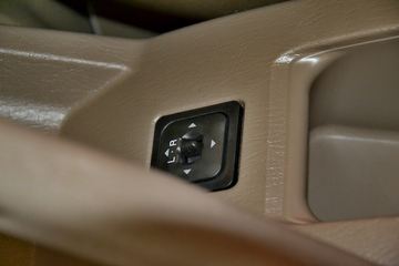 ���� ���� �³�ֵ�� ���ʿ� 2013�� ���� 2.8L���� ˫��Ƥ��ͼƬ