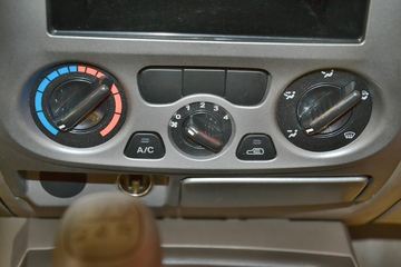 ���� ���� �³�ֵ�� ���ʿ� 2013�� ���� 2.8L���� ˫��Ƥ��ͼƬ