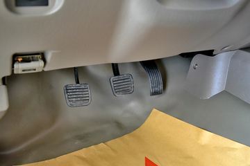 ���� ���� �³�ֵ�� ���ʿ� 2013�� ���� 2.8L���� ˫��Ƥ��ͼƬ
