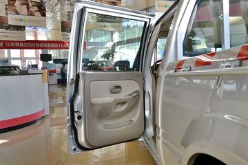 ���� ���� �³�ֵ�� �ӳ����ʿ� 2.8L���� ˫��Ƥ��ͼƬ