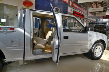 ���� ���� �³�ֵ�� �ӳ����ʿ� 2.8L���� ˫��Ƥ��ͼƬ