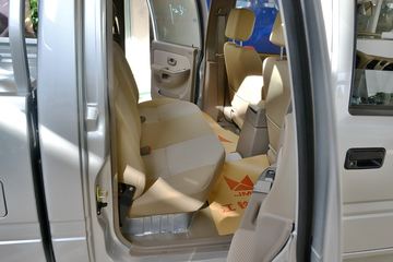 ���� ���� �³�ֵ�� �ӳ����ʿ� 2.8L���� ˫��Ƥ��ͼƬ