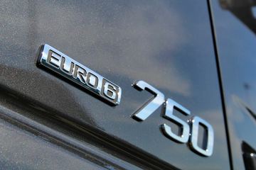 �ֶ��� ��FH16�ؿ� 750���� 6X4ǣ����ͼƬ