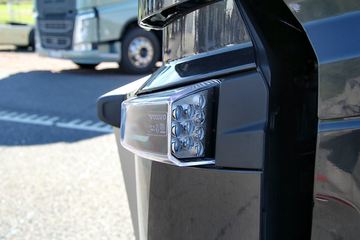 �ֶ��� ��FH16�ؿ� 750���� 6X4ǣ����ͼƬ