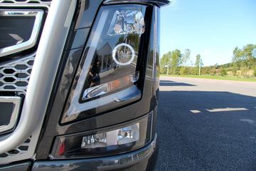 �ֶ��� ��FH16�ؿ� 750���� 6X4ǣ����ͼƬ