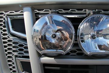 �ֶ��� ��FH16�ؿ� 750���� 6X4ǣ����ͼƬ