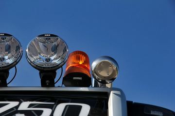 �ֶ��� ��FH16�ؿ� 750���� 6X4ǣ����ͼƬ