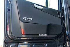 沃尔沃 新FH16重卡 750马力 6X4牵引车
