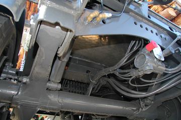 �ֶ��� ��FH16�ؿ� 750���� 6X4ǣ����ͼƬ